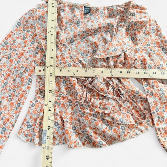 Ditzy floral blouse peplum barrel long sleeve deep-v neckline in Orange - Picture 7 of 9